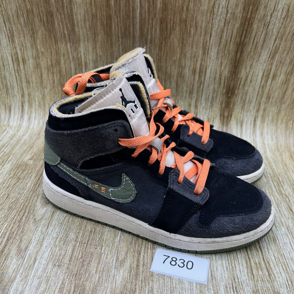 Nike Air Jordan 1 Mid SE Women's Size 7 Craft Anthracite Light Olive FD5847-003 - Picture 10 of 10